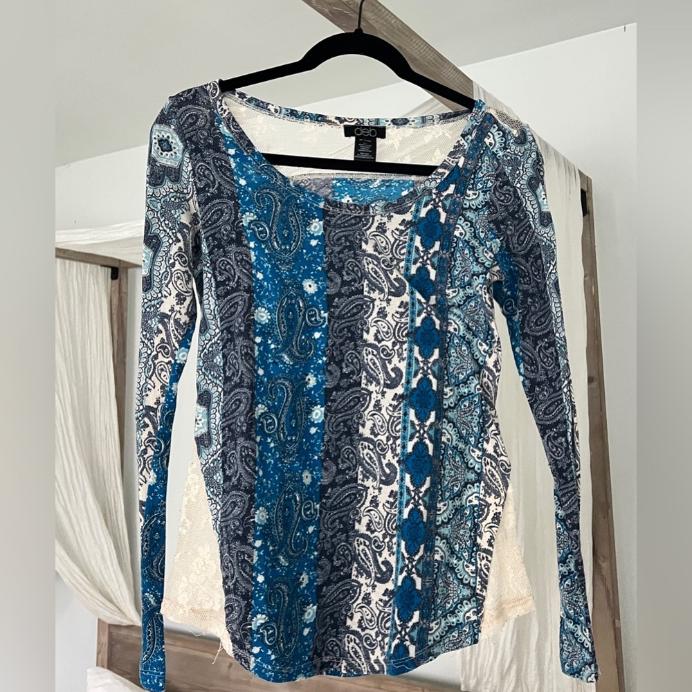 Cato Blue and White Fitted Blouse